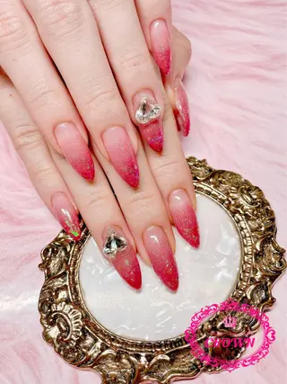 ネイル CROWN プライベートサロンのネイルデザイン