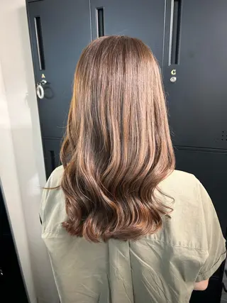 ロング カラー limit ユイカ/ ハイトーンカラー🫟のヘアスタイル