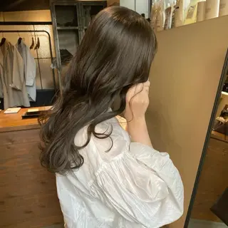 カラー あやの/透明感 /ブリーチカラーのヘアスタイル