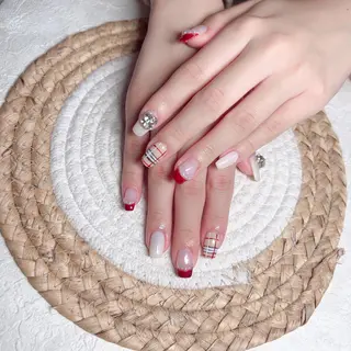 ネイル M🌷nail 長さだし専門店のネイルデザイン