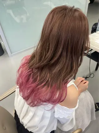 ロング 丸山 純奈のヘアスタイル