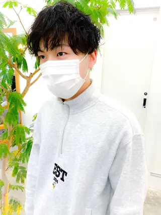 ショート パーマ メンズ SALOWIN 名古屋所属・パーマ特化美容師 /丹羽舜太のヘアスタイル