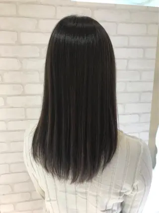 セミロング カラー 金沢 広美のヘアスタイル