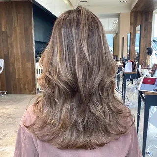 セミロング レイヤー/顔周り /透明感🩶高橋大のヘアスタイル