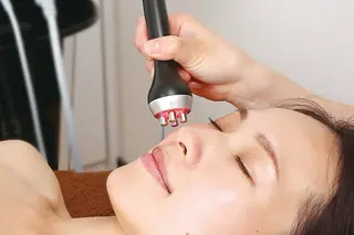 DahliaBeauty ダリアビューティー所属・DahliaBeau tyフェイシャル中村のエステ・リラクイメージ