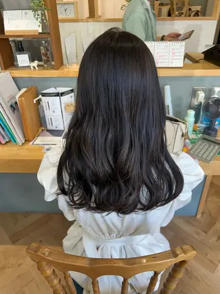 セミロング カラー merc.🌿✨ いとうりかのヘアスタイル