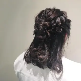ミディアム カラー ヘアアレンジ 野々村 朋美のヘアスタイル