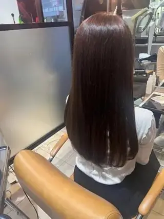 ロング カラー 小嶺 歩夏のヘアスタイル