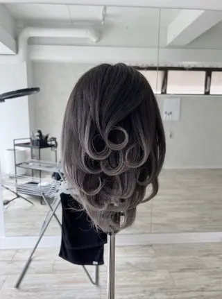 ミディアム カラー ROBIN所属・指名数No.1 /NAOYAのヘアスタイル