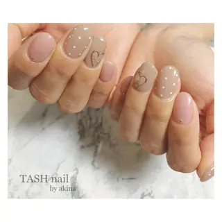 ネイル TASH nailのネイルデザイン