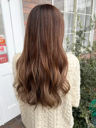 ロング カラー YURAGI🤍 SAEのヘアスタイル