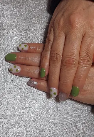 ネイル とりごえ さおりのネイルデザイン