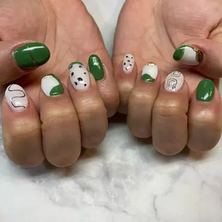 ネイル es nailのネイルデザイン