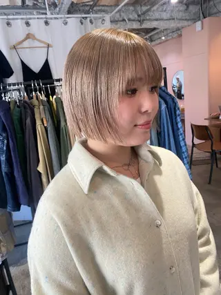 ショート カラー Hayashi Shioriのヘアスタイル