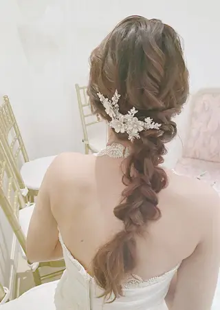 ロング ヘアアレンジ GRANLUSSO 〜グランルッソ駅前店所属・木口 嘉美のヘアスタイル