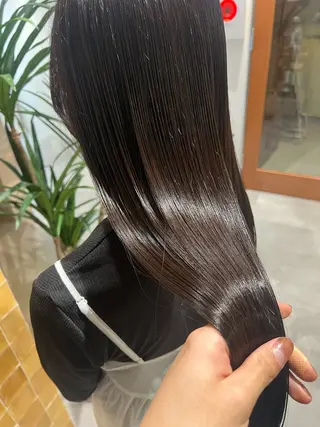 ロング 艶髪/透明感 レイヤー YUKIのヘアスタイル