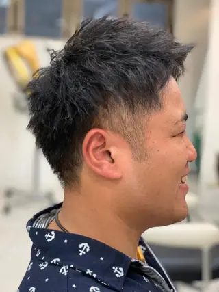 パーマ メンズ 平本 雄馬のヘアスタイル