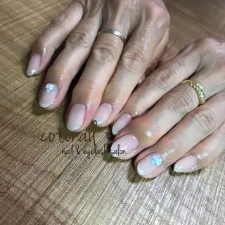 セミロング ネイル ツメトマツゲ .のネイルデザイン