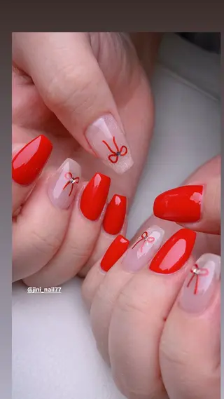 ネイル JINI NAIL所属・ジニ ネイルのネイルデザイン