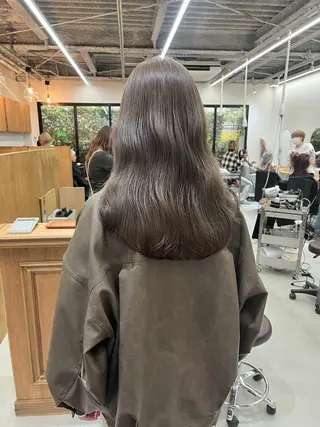 セミロング カラー ヘアアレンジ esu 心斎橋店所属・ena/ブリーチなし 心斎橋・ベージュ🎀のヘアスタイル