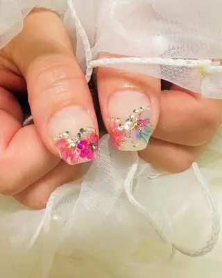 ネイル ネイルサロンエレノア所属・田端 笑理菜のネイルデザイン