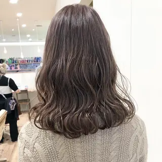 ミディアム ケアブリーチ 坪井佑樹のヘアスタイル