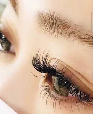 マツエク・マツパ まつげエクステLiLi所属・まつげエクステ LiLiのマツエク・マツパデザイン