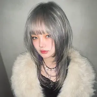 ロング カラー 🍭ハイトーン/レイ ヤーカット🍭チャンのヘアスタイル