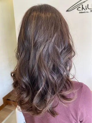 セミロング chill out 南塚口本店のヘアスタイル