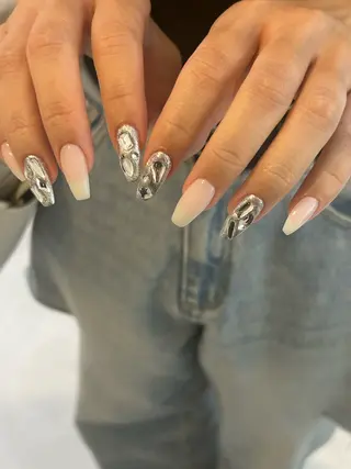 ネイル poli nailsのネイルデザイン