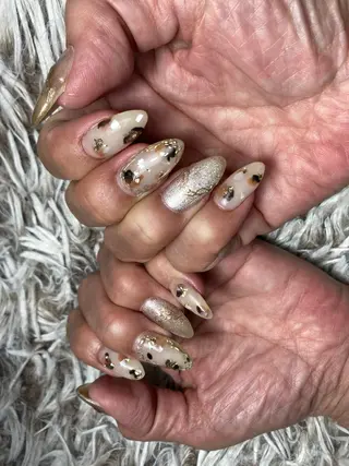 セミロング ネイル ✴︎ Delightのネイルデザイン