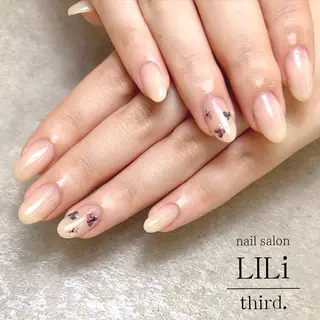 ネイル nail salon LILi third.所属・Saya ᵕ̈*のネイルデザイン