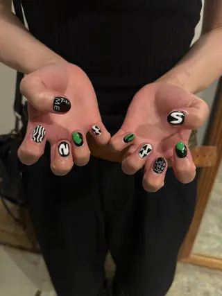 ネイル handsome所属・miura ichikaのネイルデザイン