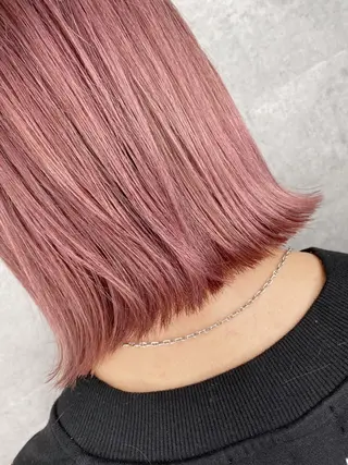 ミディアム カラー _WHITE 天王寺のヘアスタイル