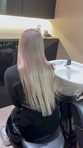 ロング カラー RONND   Weg所属・海瑠万／メンズパーマ ／ブリーチ／フェードのヘアスタイル