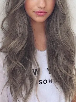 ロング カラー パーマ ヘアアレンジ Device ディバイスのヘアスタイル