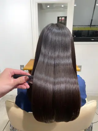 セミロング salowin suite 柏所属・髪質改善特化 専門美容師オクダ♂のヘアスタイル