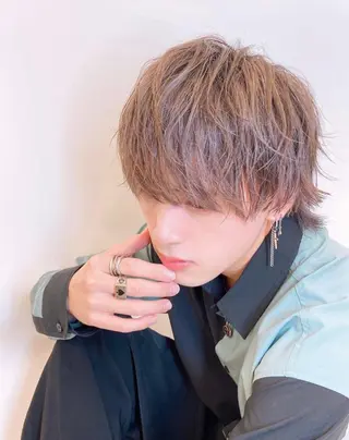 ミディアム メンズ 心斎橋バレイヤージュ 小林勝貴のヘアスタイル