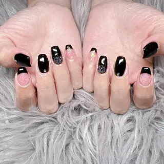 ネイル 個室ネイルサロンDolly  Girl〜ドーリーガール〜所属・DollyGirl KYOKOのネイルデザイン