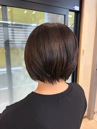 ショート 伯部 真子のヘアスタイル