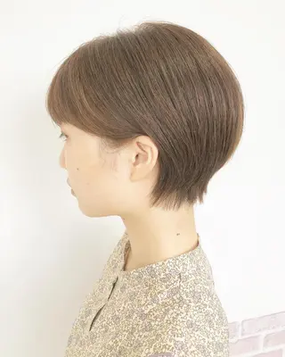 ショート カラー favorite b Charmeのヘアスタイル