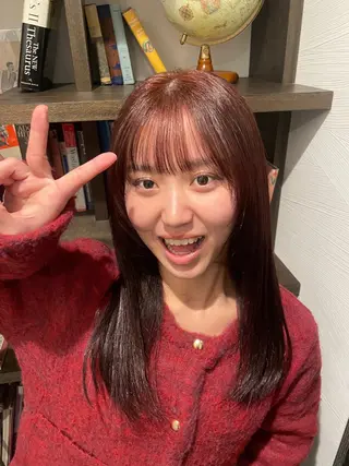 カラー カワムラ⠀ マオのヘアスタイル