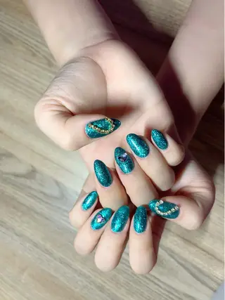 ネイル Anju NAILSALON所属・Anju HARUNAのネイルデザイン