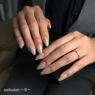 ネイル nail salonーRー所属・nailist RIEのネイルデザイン