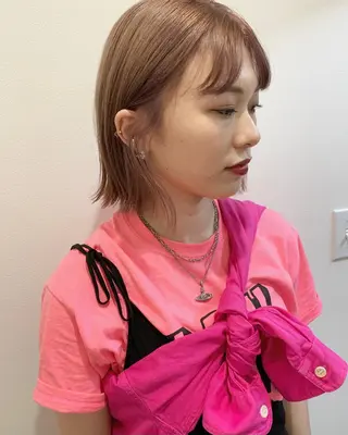 ショート カラー MARU レイヤー/パーマのヘアスタイル