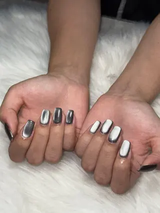 ネイル Momoka 🍑🎀のネイルデザイン