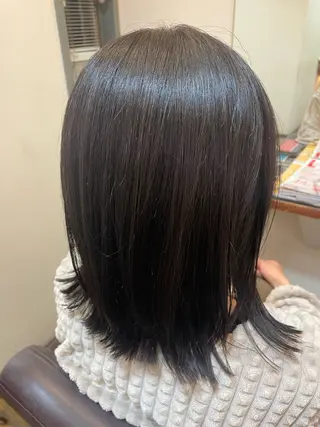 ミディアム 平 真亜里のヘアスタイル