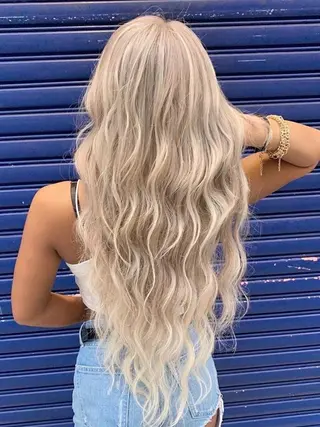 ロング カラー ヘアアレンジ Device ディバイスのヘアスタイル