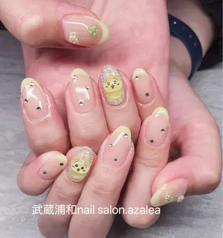 ネイル R inのネイルデザイン