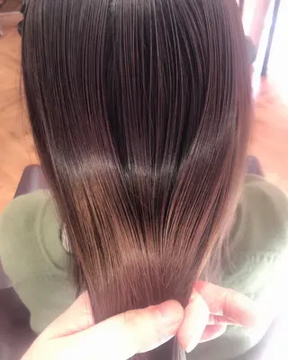 ミディアム 韓国🇰🇷レイヤー 映える顔周り🩷のヘアスタイル